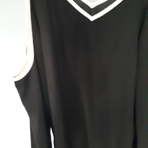 Cut out top - Picture 4 of 9